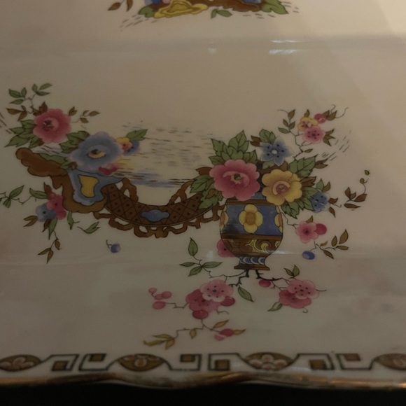 Beautiful Royal Stafford Fine Bone China “Geisha” Pattern - Picture 6 of 8